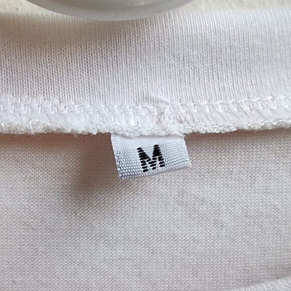 Amazon IVAY Red Heart Printed Long Sleeve Jersey Size Medium - Picture 7 of 16